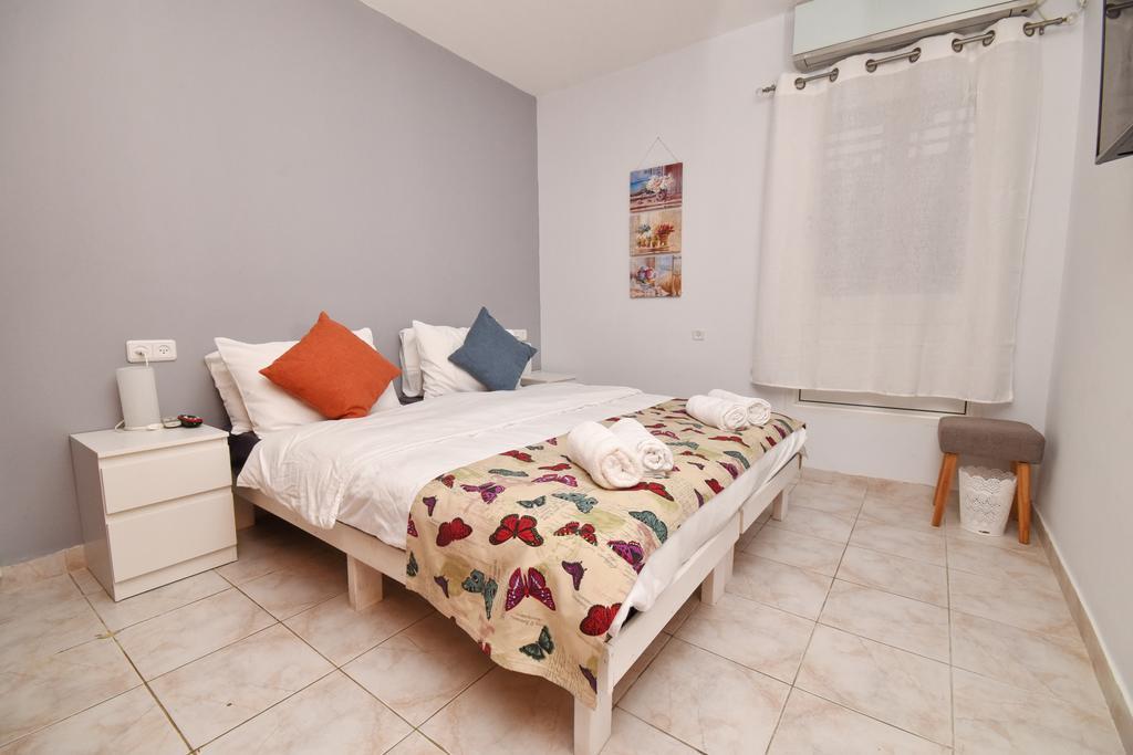 Yaeli'S Apartment Eilat Exterior photo
